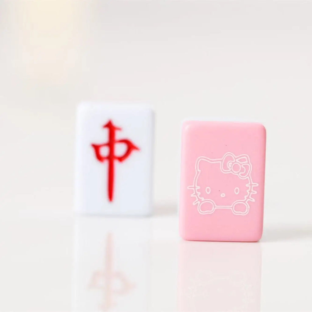 Living Room Decor Mahjong Block Home Entertainment Portable Sanrio Hello Kitty Mini Size 26mm Flawless Pink Red Mahjong Game Set (hello kitty mahjong blocks)