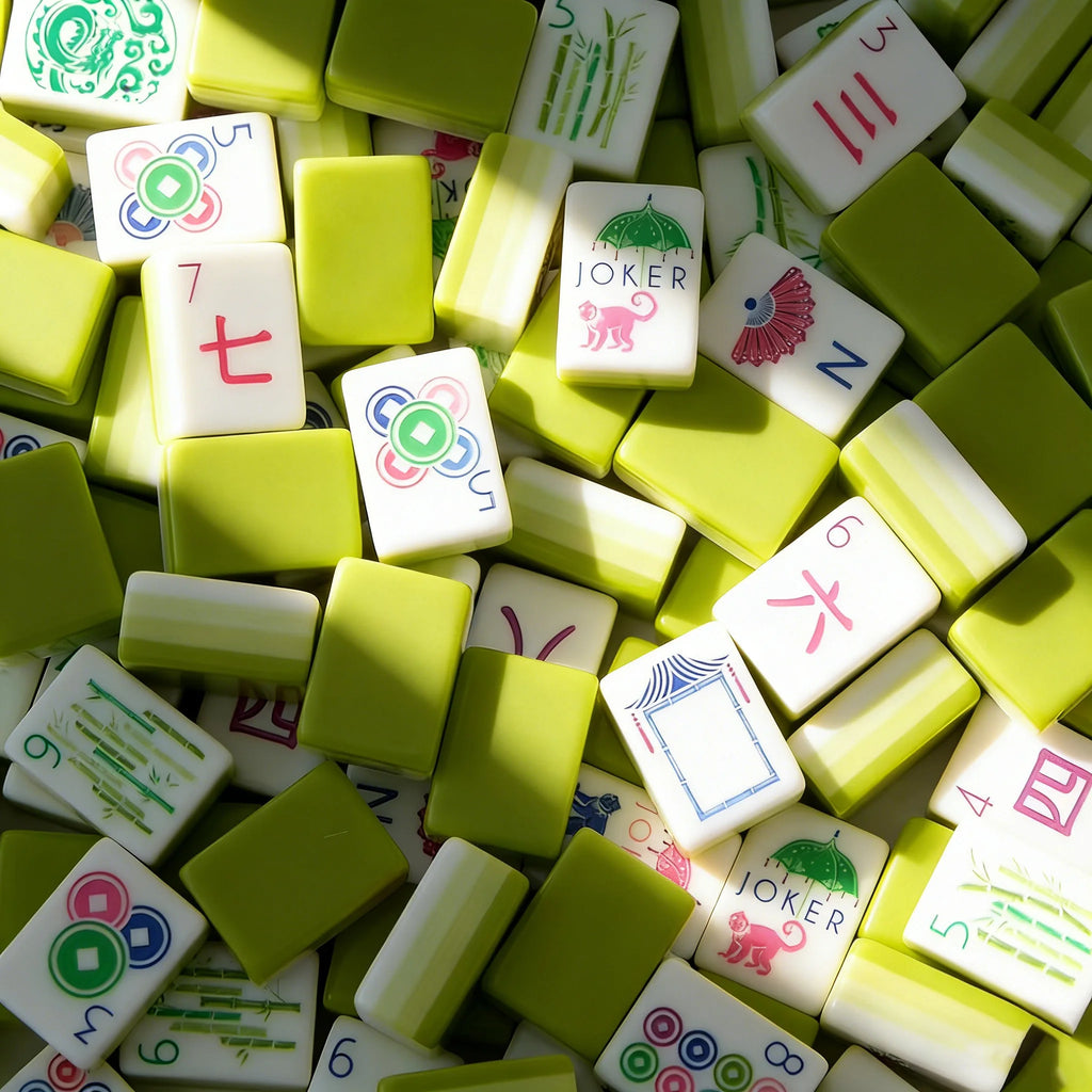 4-Layer Acrylic American Mahjong Tiles 160pcs Apple Green Hand-Rubbed Mahjong Portable Travel Board Game Set for Party Adults (apple green mahjong tiles)