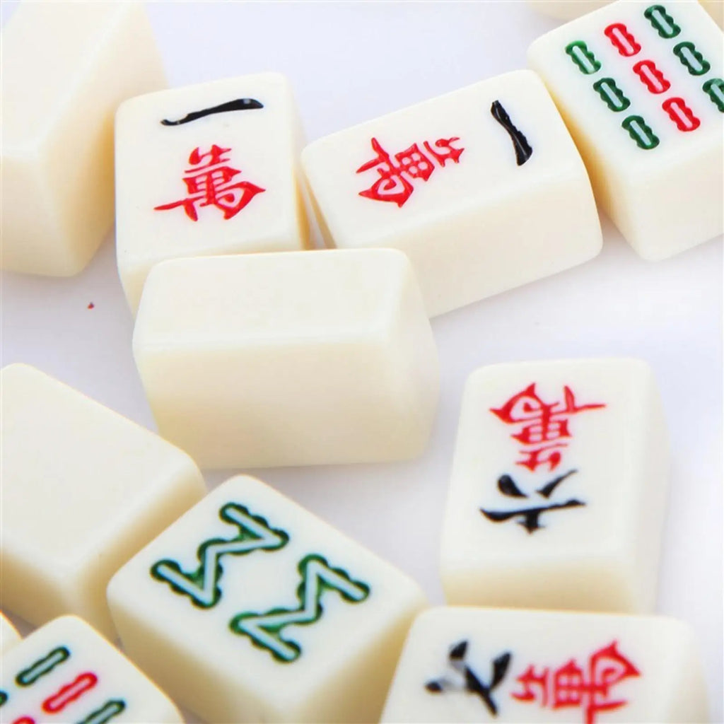 Chinese Mahjong Game Set 144 Sheets Traditional Chinese Version Game classic tiles Games Travel Mahjong Set for Travel (traditional chinese mahjong set)