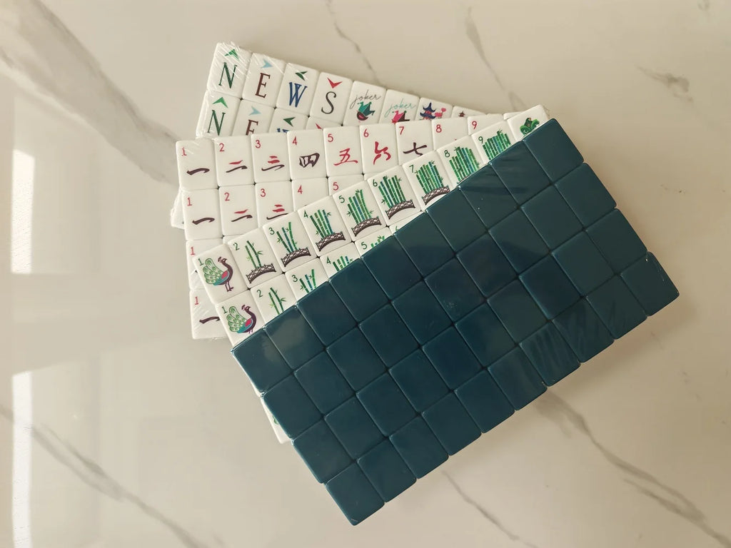 In Stock NEW American Mahjong Sets 160 Tiles Acrylic Mah Jongg 4-Layer Mahjong Portable Travel Family Party Games Surprise Gifts (portable acrylic mahjong set)