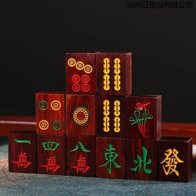 Blood sandalwood Chinese tiles are real mahjong high-end household hand-rubbed large red sandalwood mahjong gifts for (sandalwood mahjong tiles)