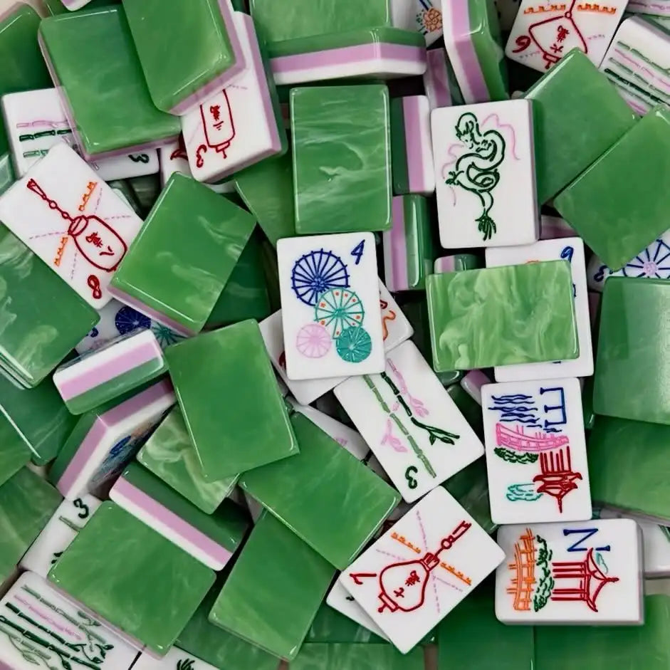 Factory OEM Color 160 Mahjong Tiles Mahjong Crafts  Luxury American Mahjong Art Tile Mini Acrylic Set Artworks (luxury american mahjong tiles)
