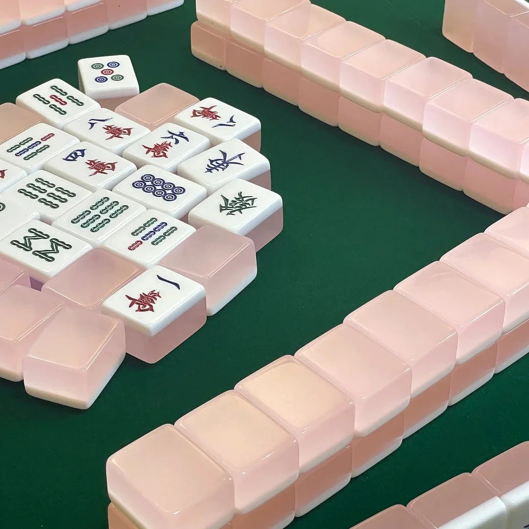 High-value hand-rubbed mahjong household mahjong cards, jelly pink jade mahjong gift for mother, large and medium size for girls (jade mahjong tiles)
