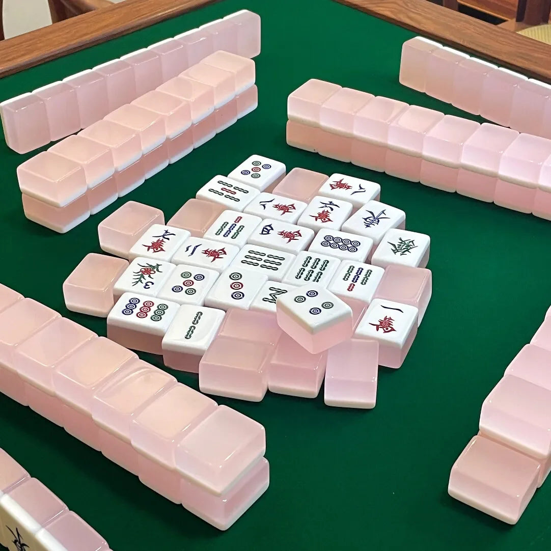 High-value hand-rubbed mahjong household mahjong cards, jelly pink jade mahjong gift for mother, large and medium size for girls (jade mahjong tiles)
