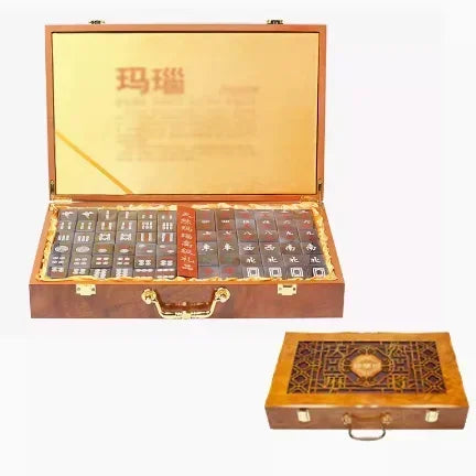 A Special grade natural agate mahjong red jade gift box, collectors use large size to give gifts to leaders and elders (agate mahjong set)