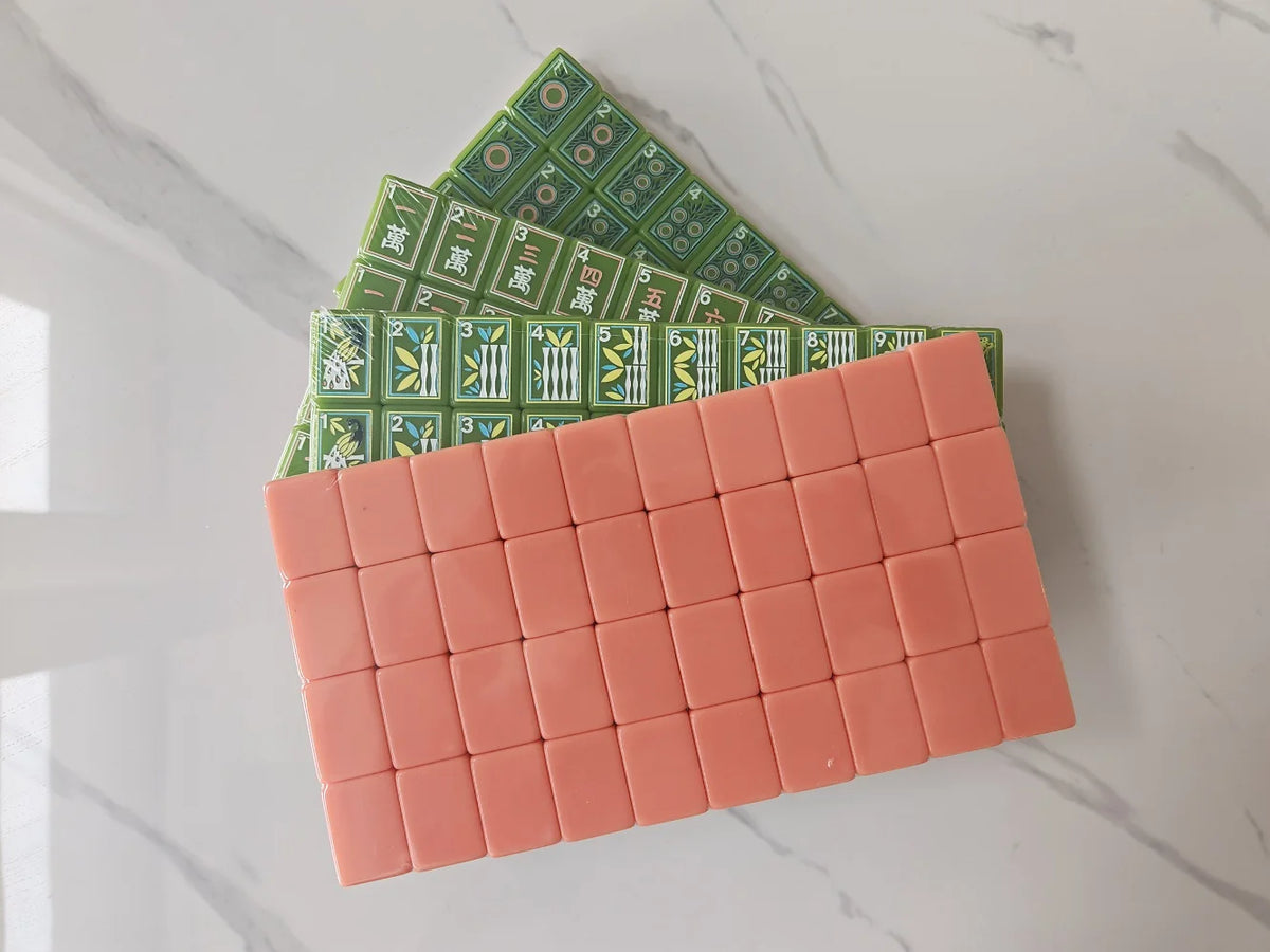 Portable Acrylic Mahjong Set, 160 Tiles
