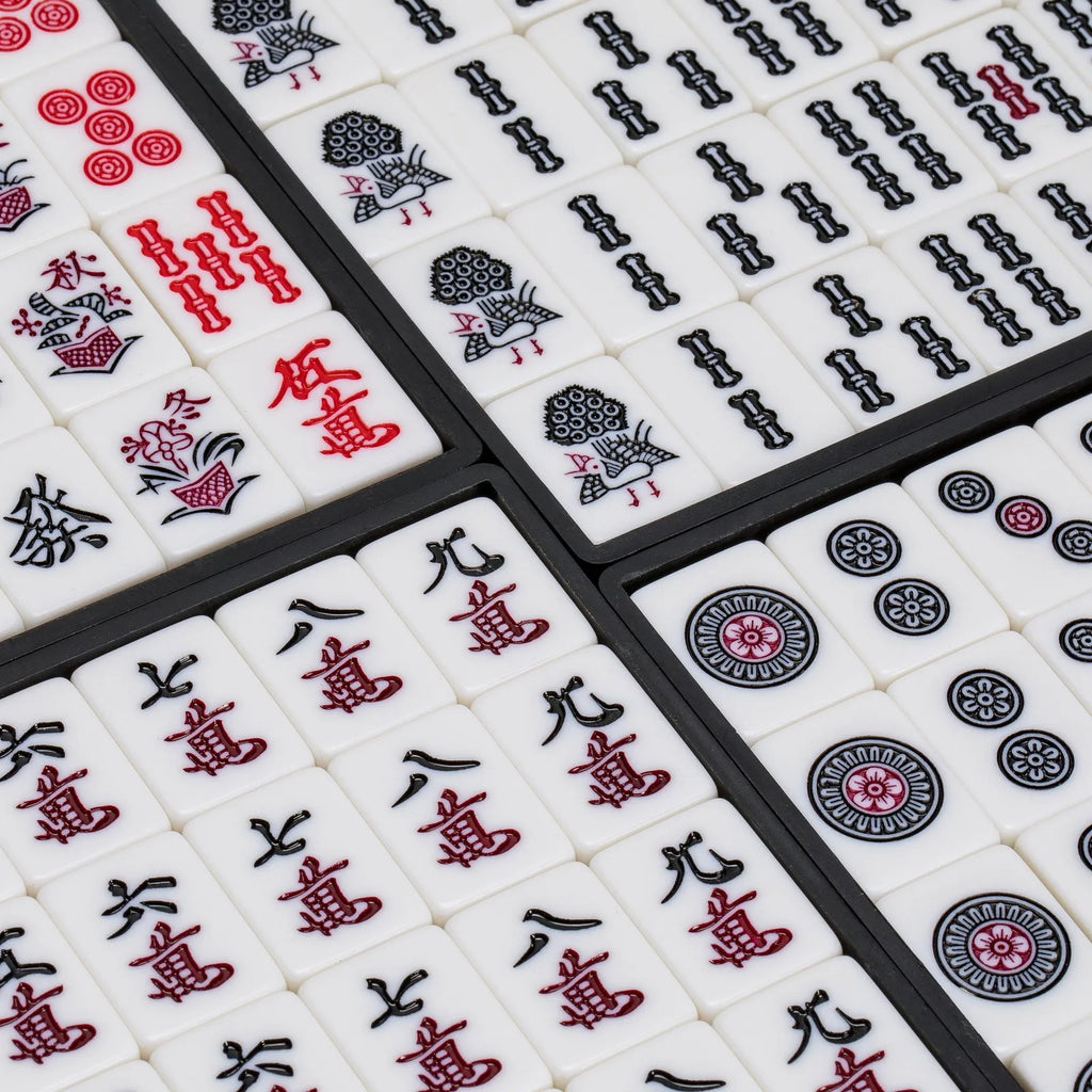 Japanese Riichi Mahjong Set with Standard Size Tiles and Black Vinyl Case (riichi mahjong set)